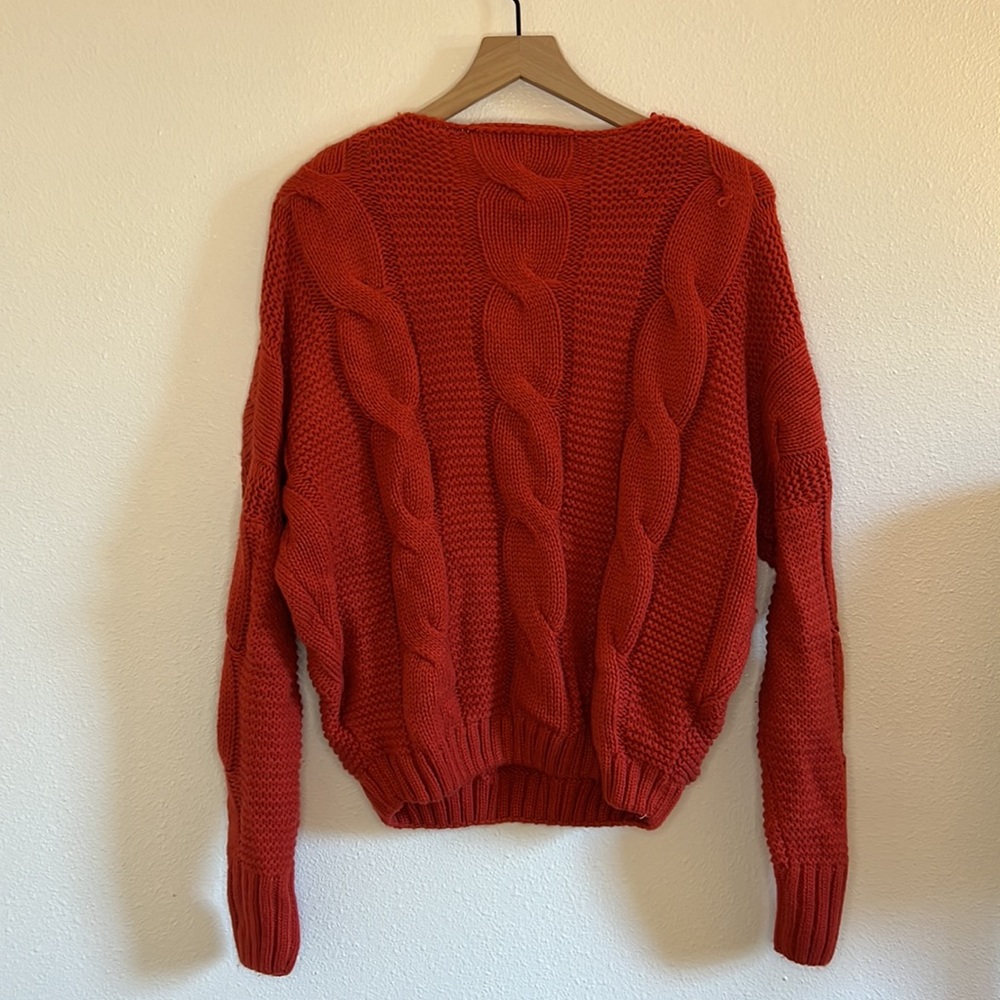 Lulu’s Sweater - Picture 4 of 4
